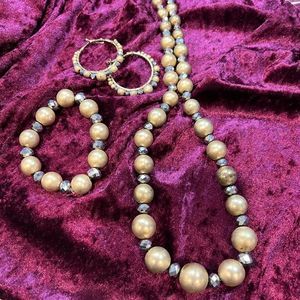 Gold Pearl with Rhinestone Jewelry Set